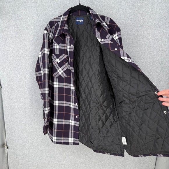 Wrangler Mens Quilted Lined Flannel Shirt Jacket Size L Purple Plaid Pearl Snap - Picture 2 of 14